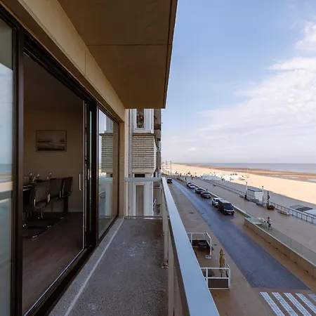 Beautiful Luxury On Amazing Location With Sea View - T17 Ostend