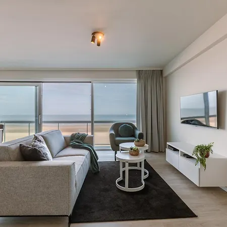 Beautiful Luxury On Amazing Location With Sea View - T17 * Ostend