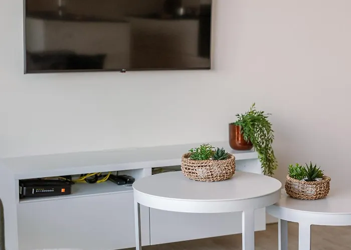 Beautiful Luxury On Amazing Location With Sea View - T17 *