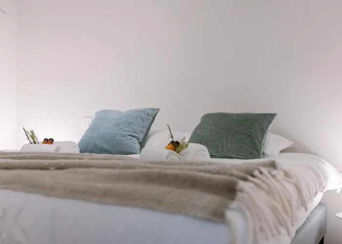 Apartment Beautiful Luxury On Amazing Location With Sea View - T17 *