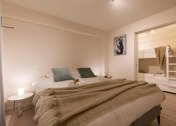 Apartment Beautiful Luxury On Amazing Location With Sea View - T17 *